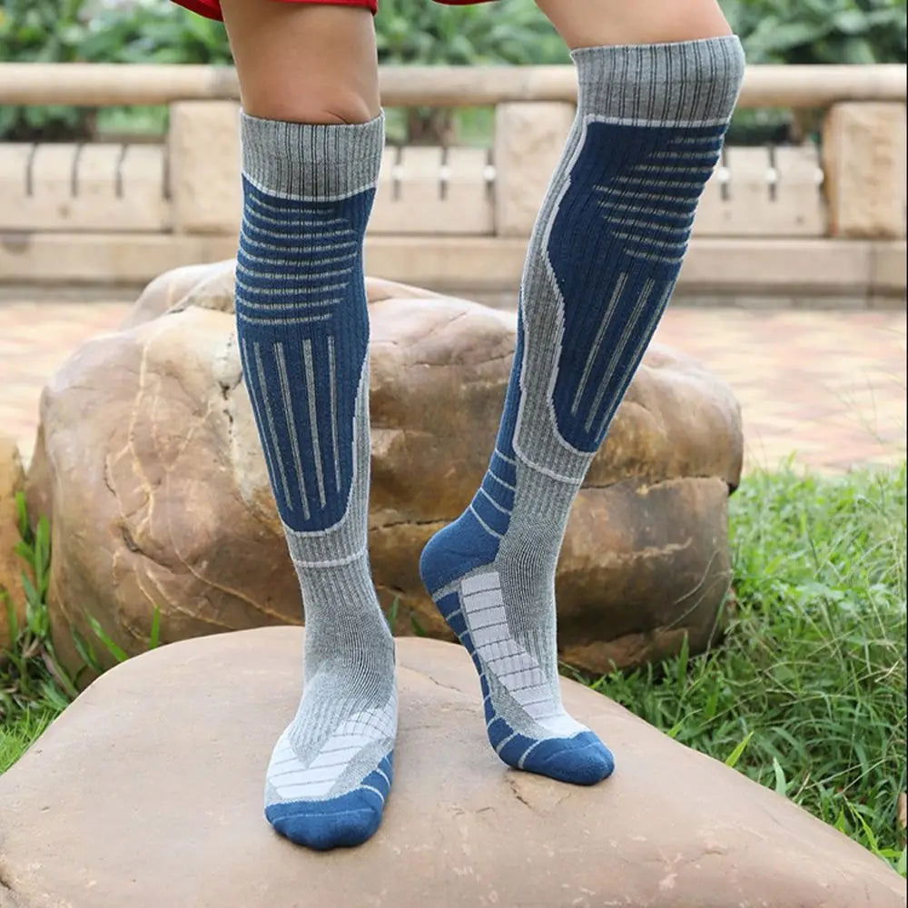 1 Pair of Sweat Absorption Ski Socks Warm Towel Bottom High Tube Sports Socks Anti Wrinkle Cotton Mountaineering Socks himalipasal