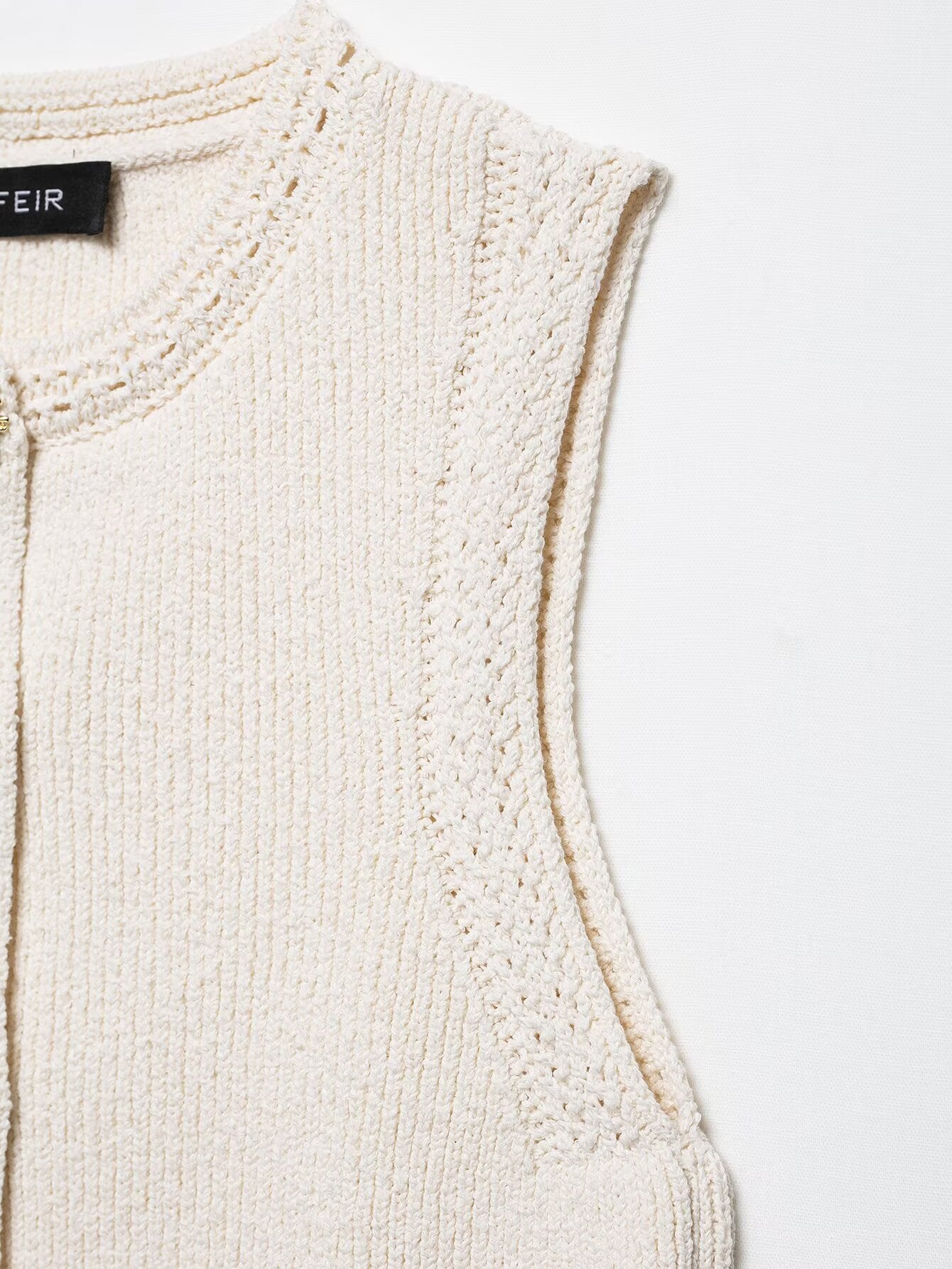 Summer Women Clothing Knitted round Neck Sleeveless Minimalist Vest Top