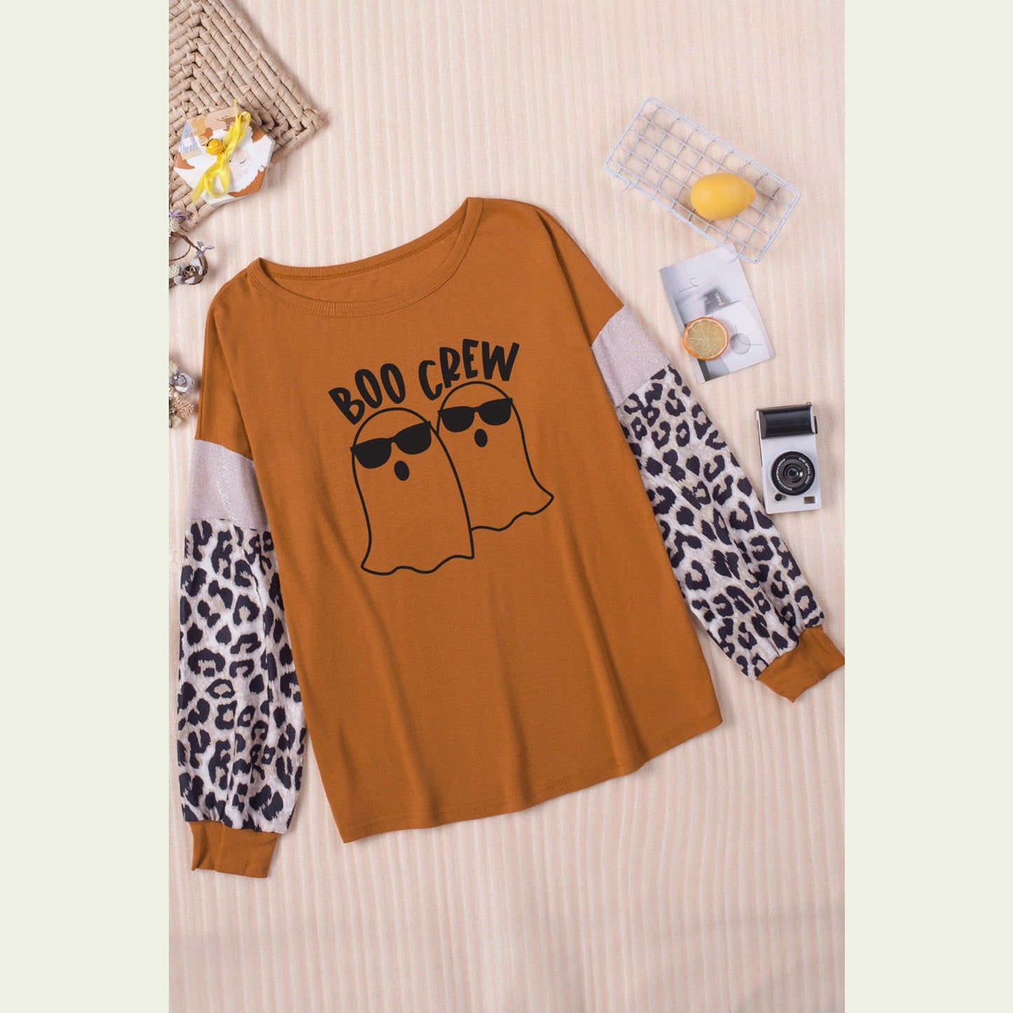 BOO CREW Ghost Graphic Round Neck T-Shirt himalipasal