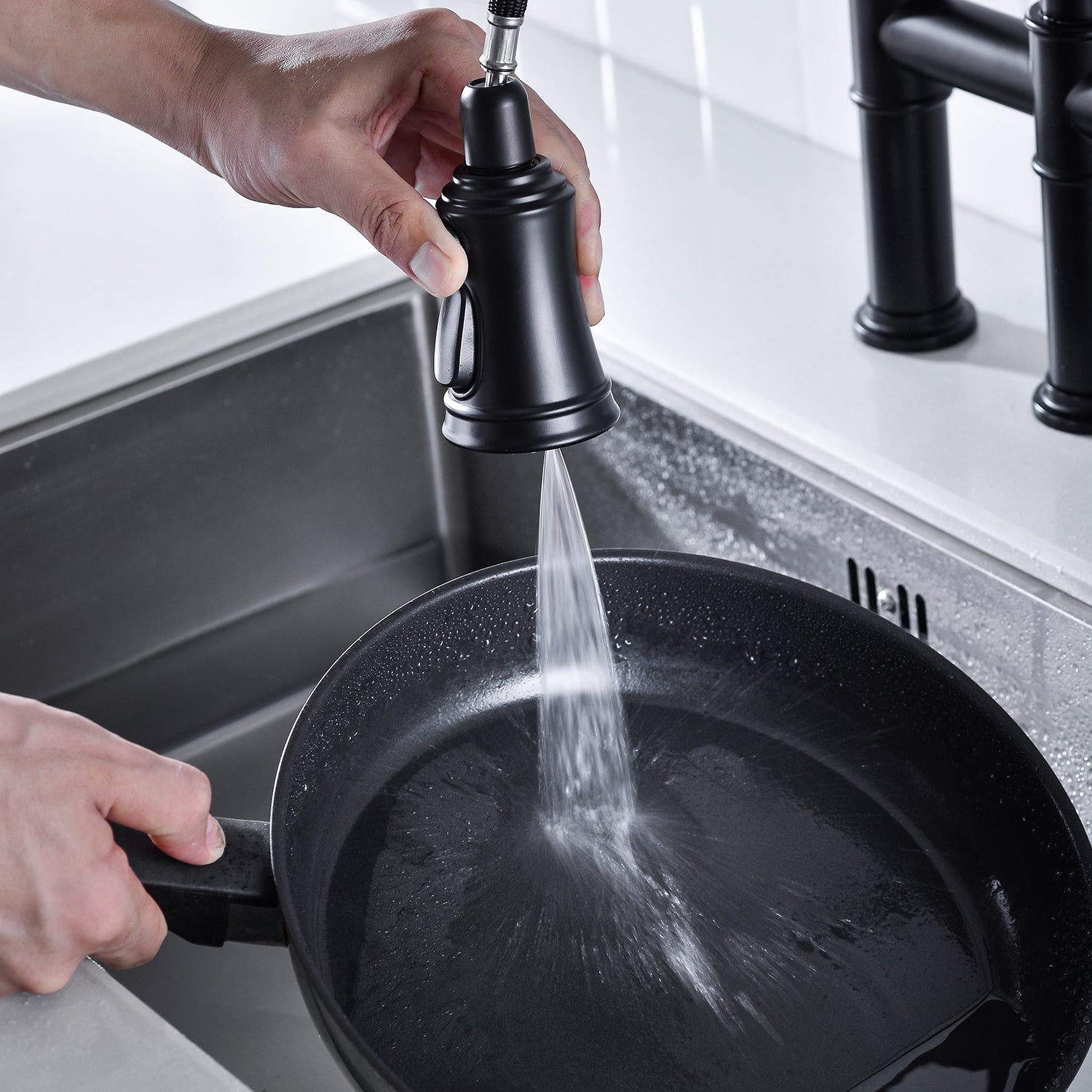 Bridge Kitchen Faucet with Pull-Down Sprayhead in Spot himalipasal