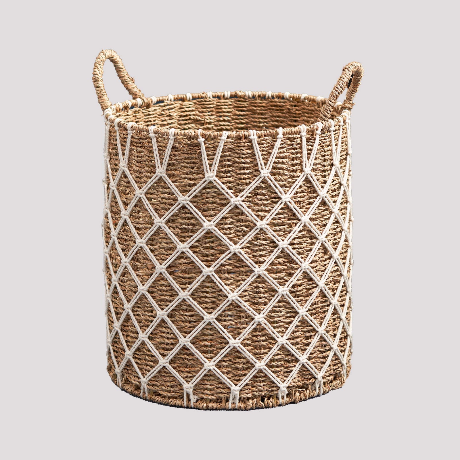 Hubertus Round Water Hyacinth Woven Basket with Handles - 15" x 15" x 18.5" - Natural Brown - For Clothes, Towels, Canvas, Toys and Magazine Storage and Home Decoration himalipasal