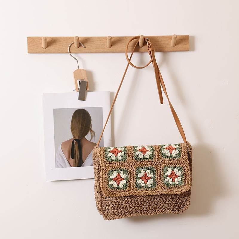 Floral Crossbody Straw Bag One Shoulder Flap Woven Bag Vacation Beach Bag Niche Women Bag