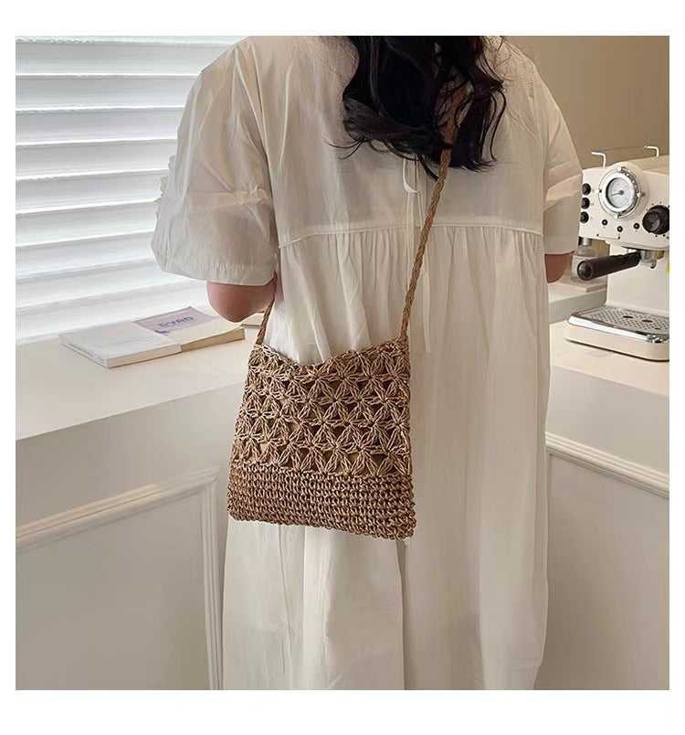 Crossbody Straw Bag Hollow Out Cutout Floral Straw Bag Woven Bag Vacation Beach Bag Change Mobile Phone Bag