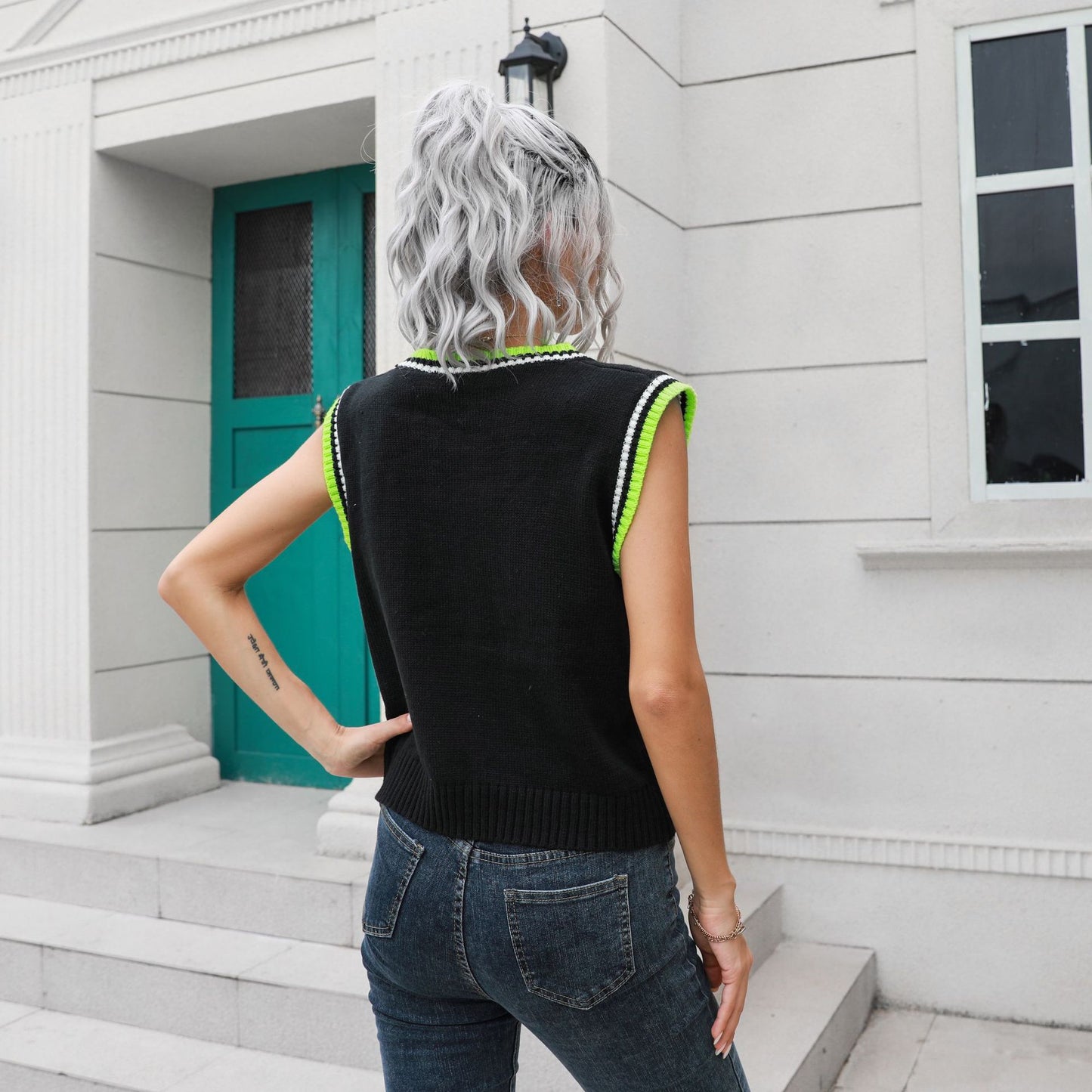 Rhombus V-neck Plaid Vest Sweater Women Vest Outer Wear Inner Wear Autumn Winter Knitwear Sweater