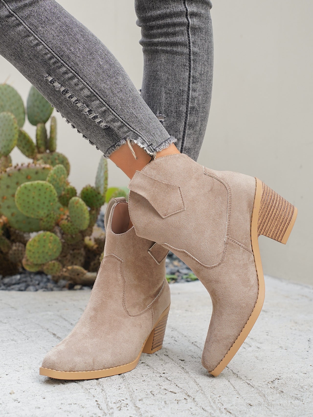 Women Boots Retro Pointed Low Top Frosted Suede Viscose Shoes Martin Boots