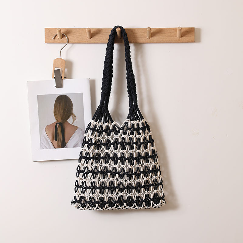 Color Matching Twist Black inside