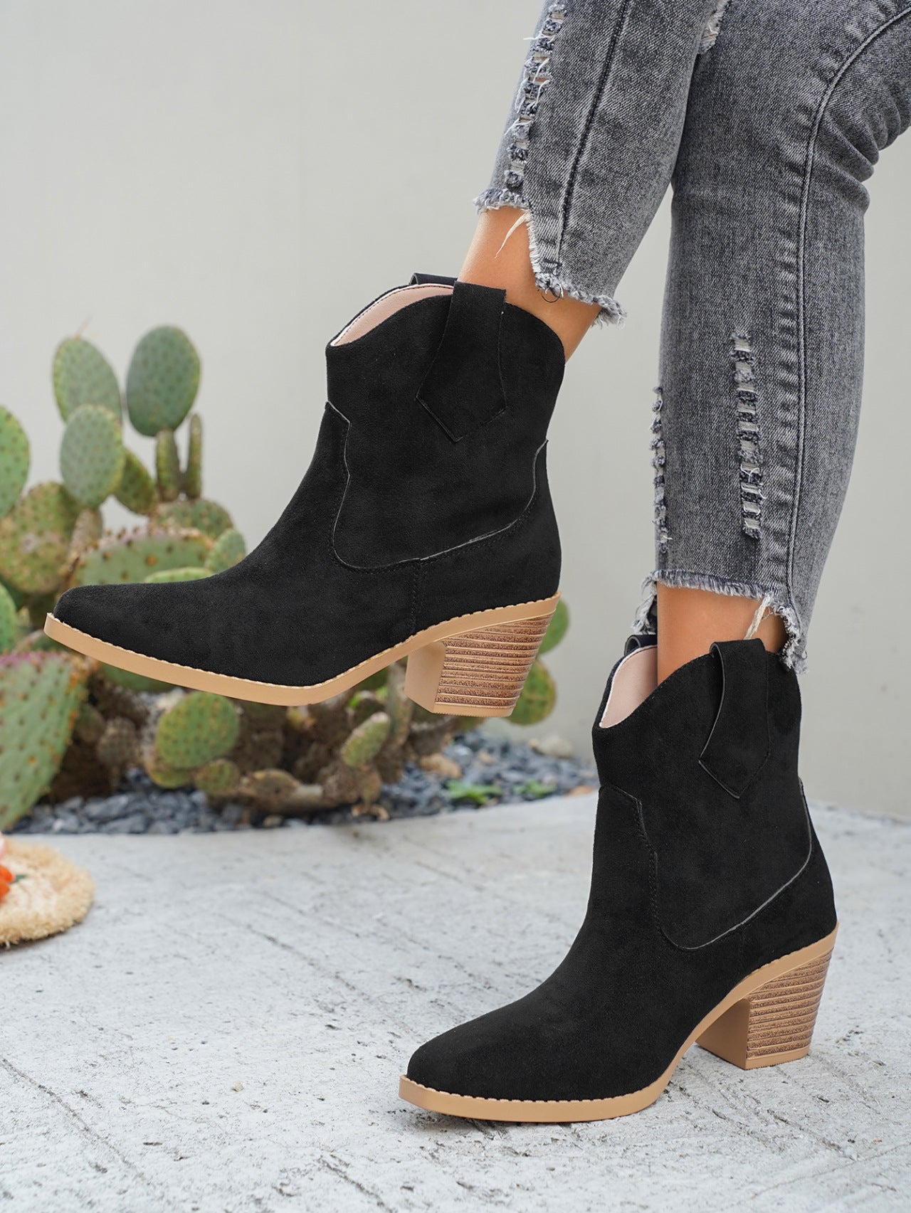 Women Boots Retro Pointed Low Top Frosted Suede Viscose Shoes Martin Boots