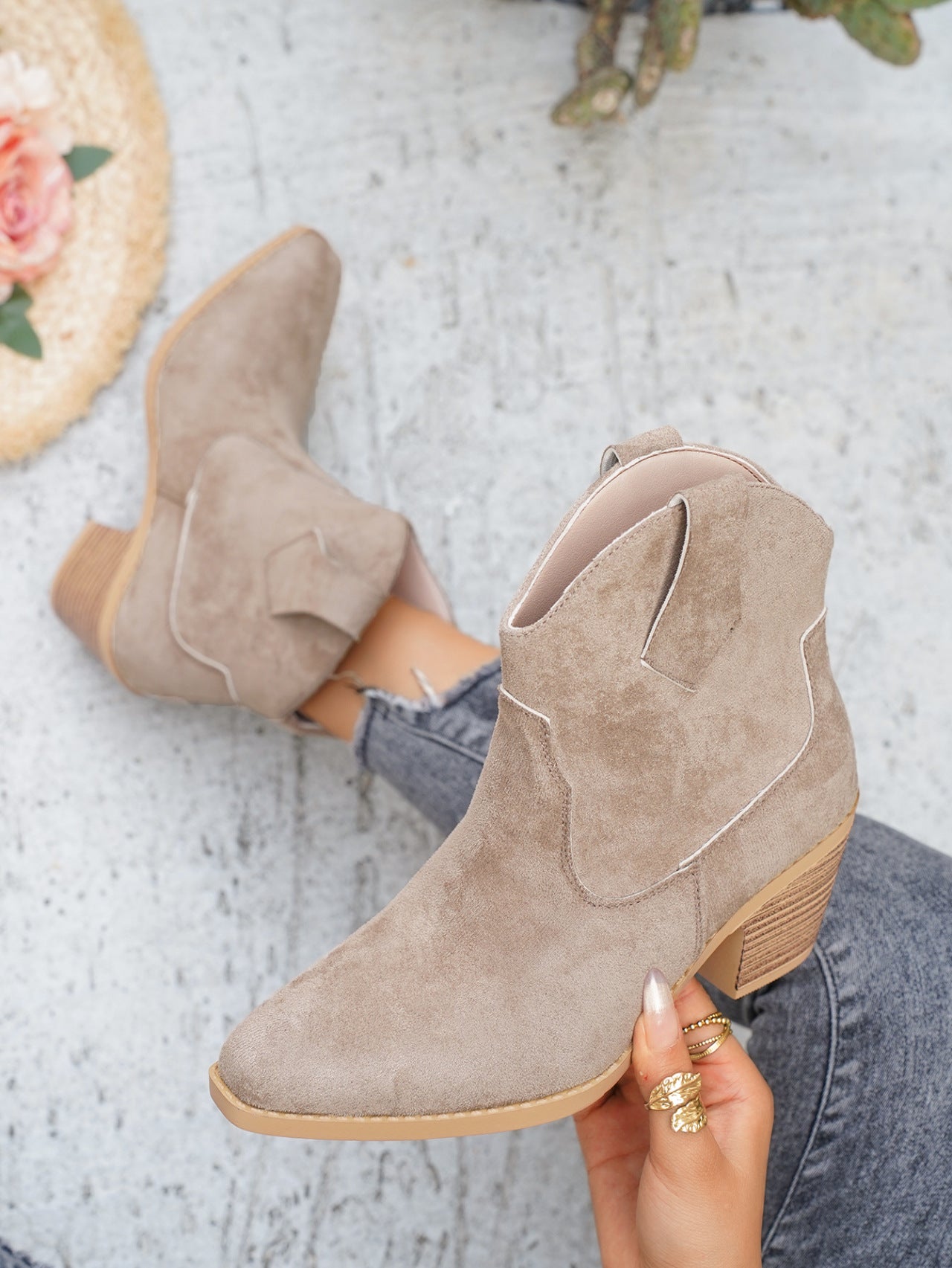 Women Boots Retro Pointed Low Top Frosted Suede Viscose Shoes Martin Boots