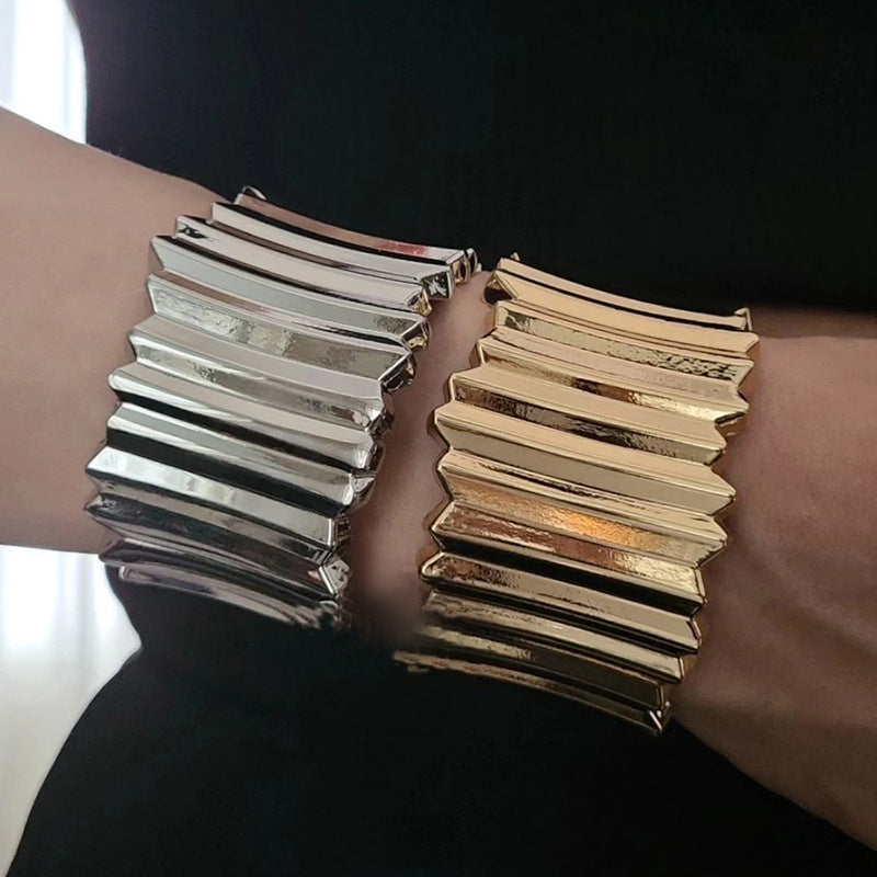 European and American Cross-border E-commerce Jewelry Exaggerated Irregular Alloy Bracelet Personalized Spring Open Bracelet Women's Wide Face Bracelet