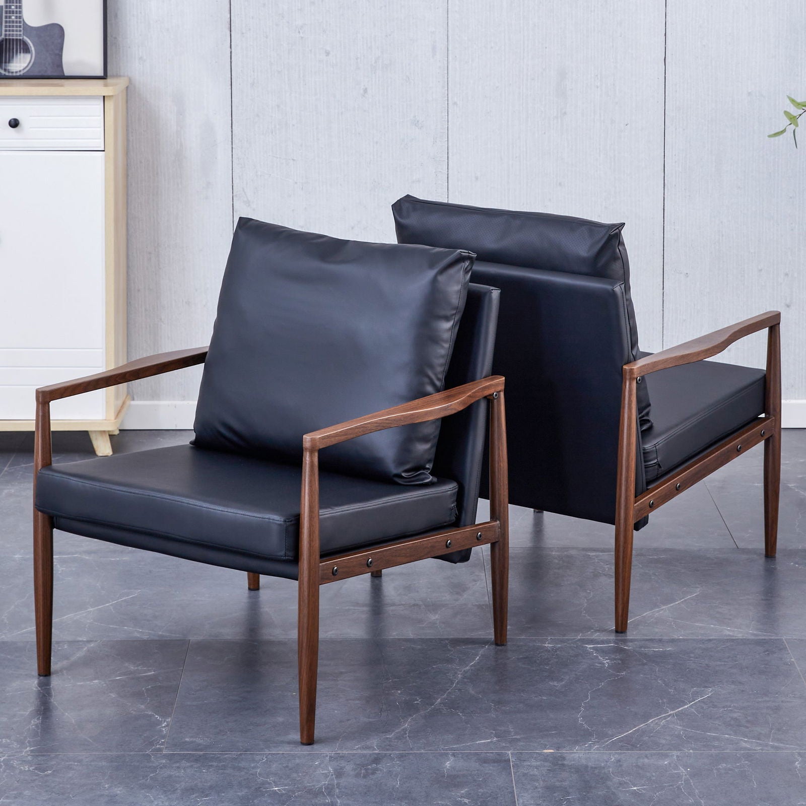 Sofa Chair.Black PU Leather Accent Arm Chair Mid Century Modern Upholstered Armchair with Imitation solid wood color Metal Frame Padded Backrest and Seat Cushion Sofa Chairs for Living Room himalipasal